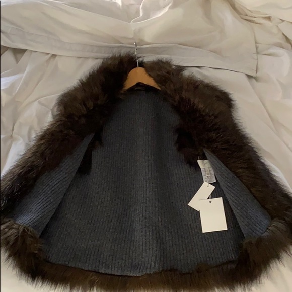 NEW WITH TAGS Joie Pruce Faux Fur Reversible Vest - Picture 11 of 13